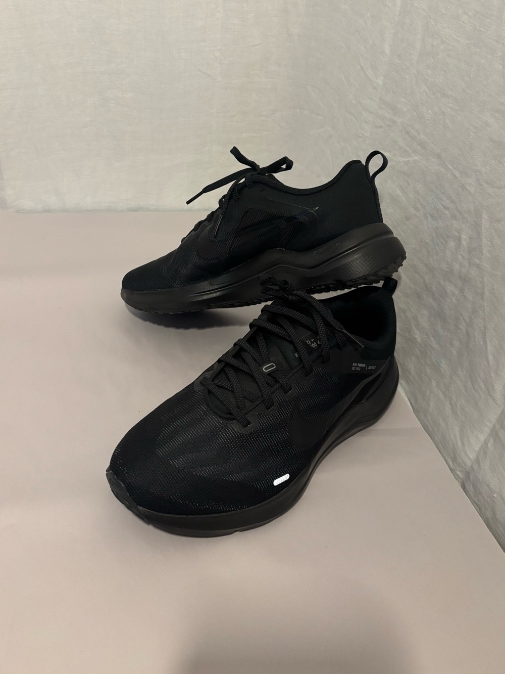 Nike men’s 
running Downshifter 12 
Size 10.5